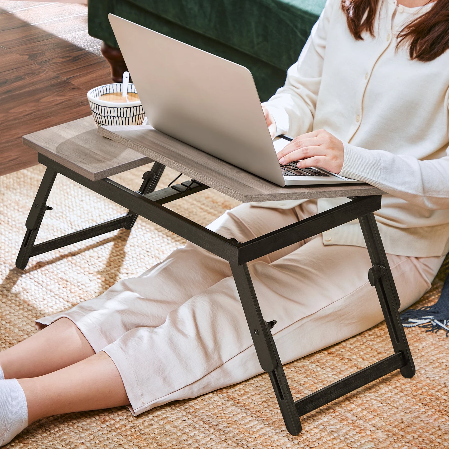 Multifunctional laptop table